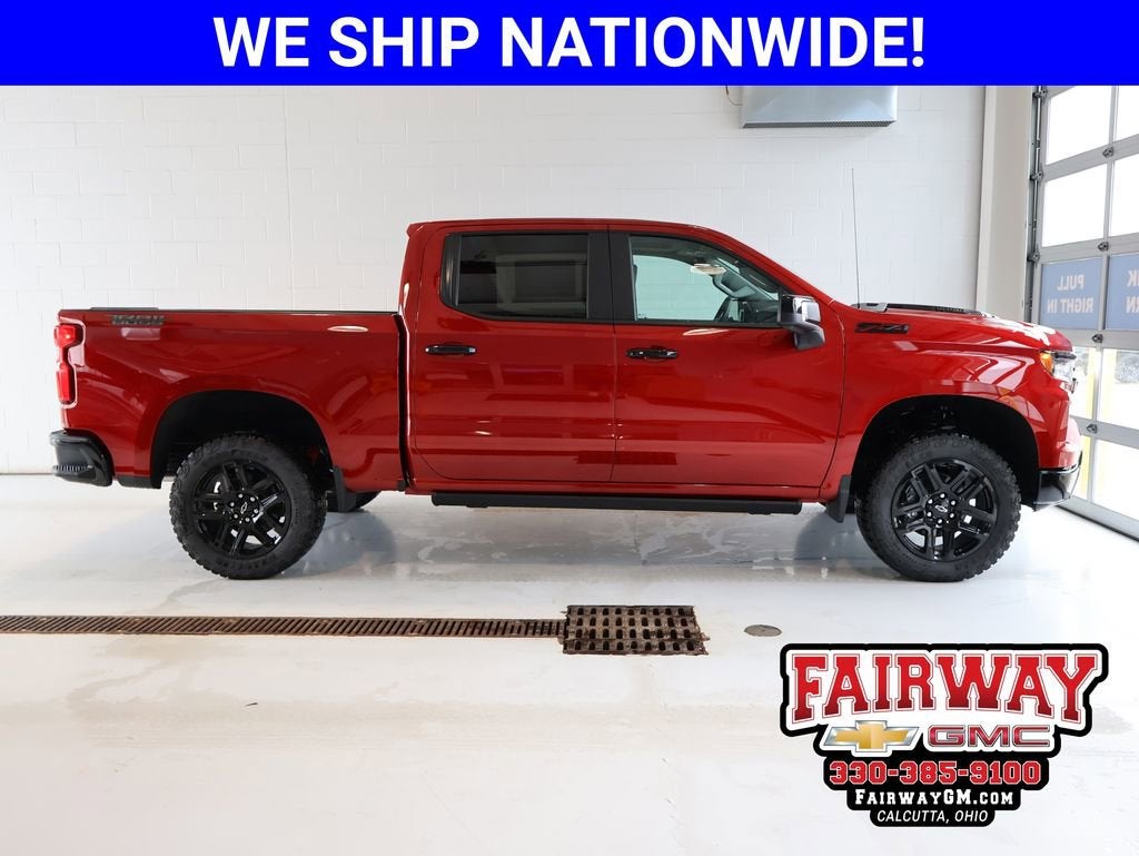 2026 Chevrolet Silverado 1500 LT Trail Boss in Radiant Red Tintcoat — front three-quarter view