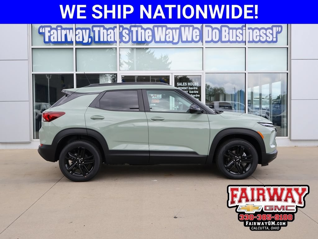 2026 Chevrolet Trailblazer LT in Cacti Green — front three-quarter view