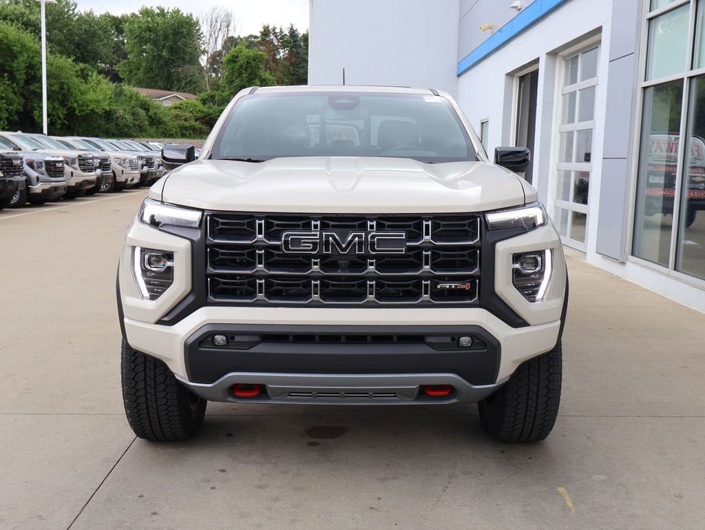 2026 GMC Canyon — detail view
